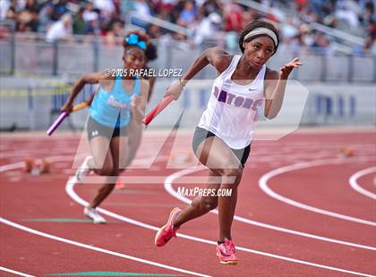 Thumbnail 1 in CCISD Ruben C Jordan Relays (4x100M) photogallery.