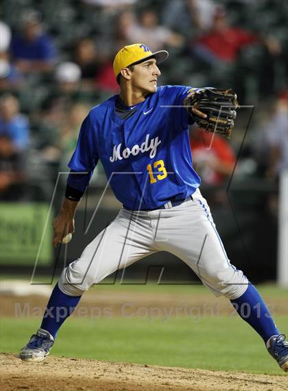 Thumbnail 3 in Foy H. Moody vs. Tomball (UIL 4A Final) photogallery.