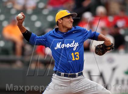 Thumbnail 2 in Foy H. Moody vs. Tomball (UIL 4A Final) photogallery.