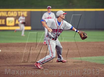 Thumbnail 2 in Foy H. Moody vs. Tomball (UIL 4A Final) photogallery.