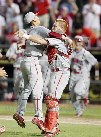 Thumbnail 2 in Foy H. Moody vs. Tomball (UIL 4A Final) photogallery.