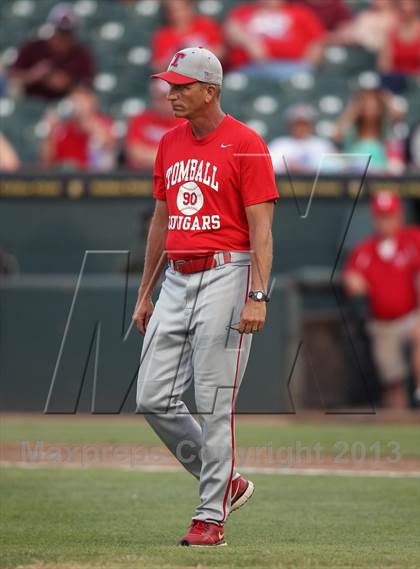 Thumbnail 1 in Foy H. Moody vs. Tomball (UIL 4A Final) photogallery.