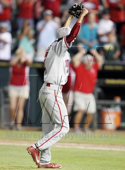 Thumbnail 3 in Foy H. Moody vs. Tomball (UIL 4A Final) photogallery.