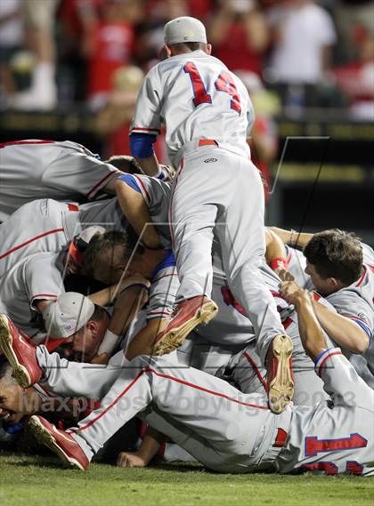 Thumbnail 3 in Foy H. Moody vs. Tomball (UIL 4A Final) photogallery.