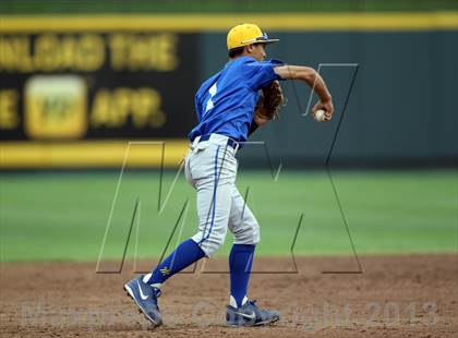 Thumbnail 1 in Foy H. Moody vs. Tomball (UIL 4A Final) photogallery.