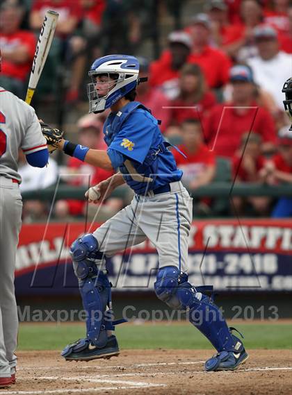 Thumbnail 1 in Foy H. Moody vs. Tomball (UIL 4A Final) photogallery.