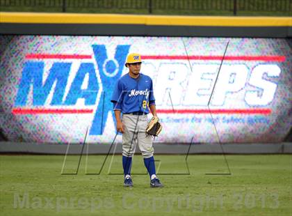Thumbnail 2 in Foy H. Moody vs. Tomball (UIL 4A Final) photogallery.