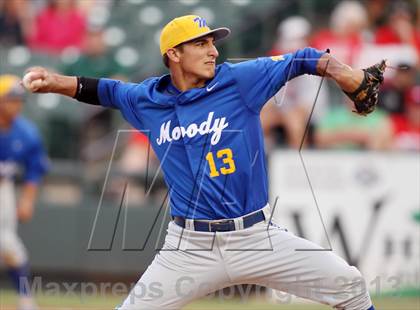 Thumbnail 3 in Foy H. Moody vs. Tomball (UIL 4A Final) photogallery.