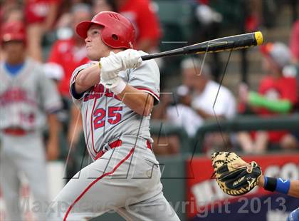 Thumbnail 2 in Foy H. Moody vs. Tomball (UIL 4A Final) photogallery.