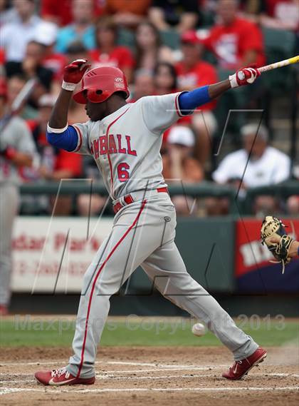 Thumbnail 3 in Foy H. Moody vs. Tomball (UIL 4A Final) photogallery.