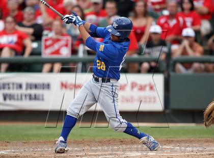 Thumbnail 2 in Foy H. Moody vs. Tomball (UIL 4A Final) photogallery.