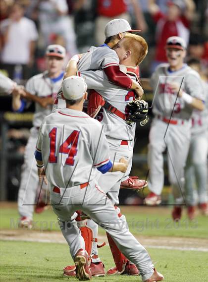 Thumbnail 1 in Foy H. Moody vs. Tomball (UIL 4A Final) photogallery.