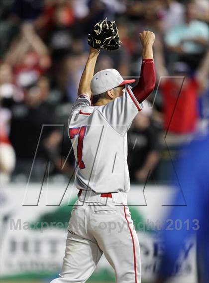 Thumbnail 2 in Foy H. Moody vs. Tomball (UIL 4A Final) photogallery.