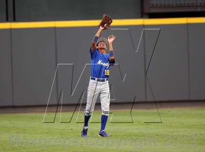 Thumbnail 1 in Foy H. Moody vs. Tomball (UIL 4A Final) photogallery.