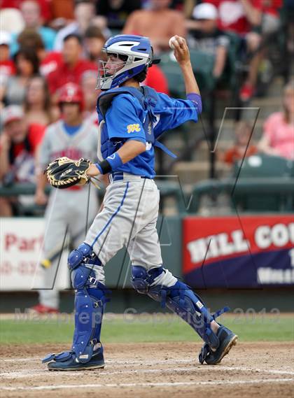 Thumbnail 1 in Foy H. Moody vs. Tomball (UIL 4A Final) photogallery.