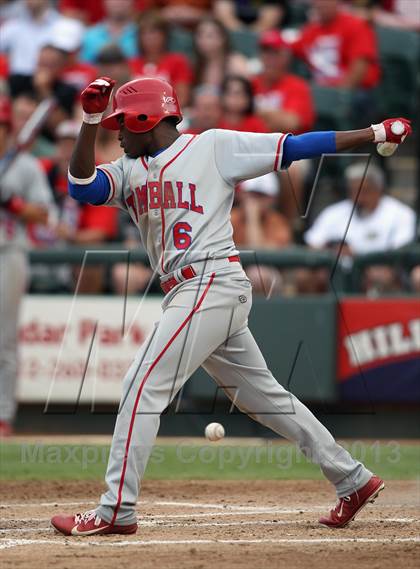 Thumbnail 1 in Foy H. Moody vs. Tomball (UIL 4A Final) photogallery.