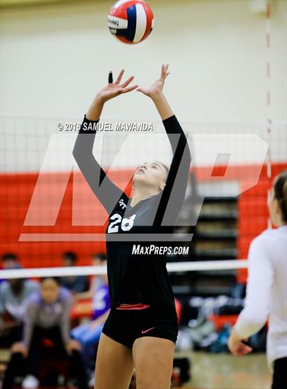 Thumbnail 2 in St. Anthony @ Taft (CIF State D3 Round I Playoff) photogallery.