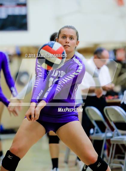 Thumbnail 3 in St. Anthony @ Taft (CIF State D3 Round I Playoff) photogallery.
