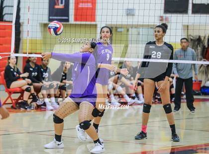 Thumbnail 1 in St. Anthony @ Taft (CIF State D3 Round I Playoff) photogallery.