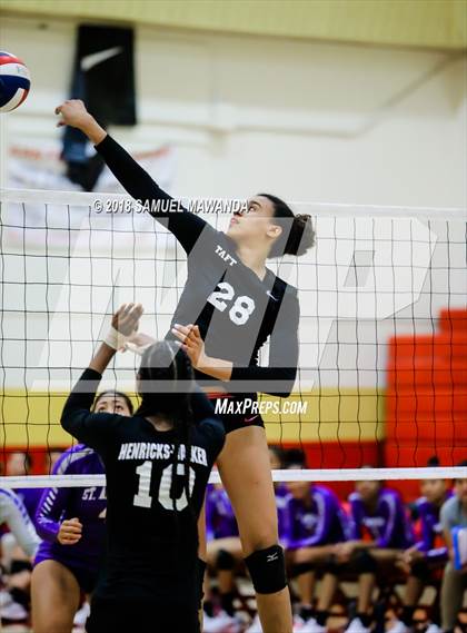 Thumbnail 3 in St. Anthony @ Taft (CIF State D3 Round I Playoff) photogallery.