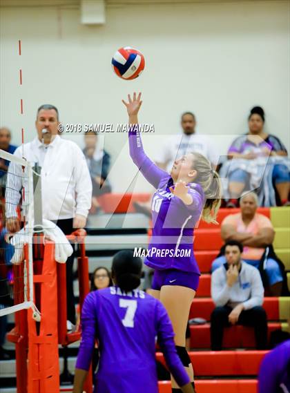 Thumbnail 1 in St. Anthony @ Taft (CIF State D3 Round I Playoff) photogallery.