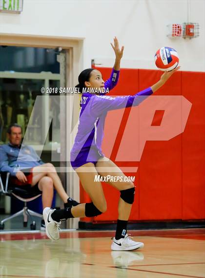Thumbnail 2 in St. Anthony @ Taft (CIF State D3 Round I Playoff) photogallery.
