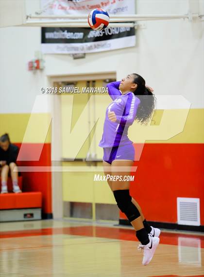 Thumbnail 3 in St. Anthony @ Taft (CIF State D3 Round I Playoff) photogallery.