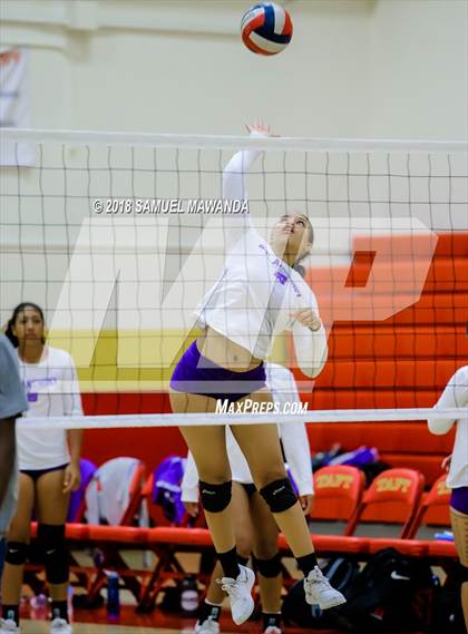 Thumbnail 1 in St. Anthony @ Taft (CIF State D3 Round I Playoff) photogallery.