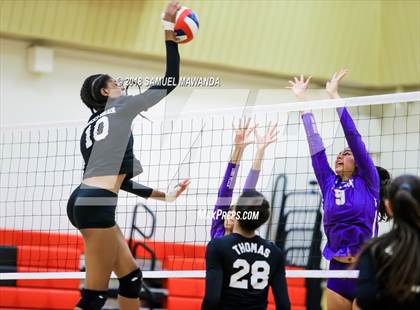 Thumbnail 3 in St. Anthony @ Taft (CIF State D3 Round I Playoff) photogallery.