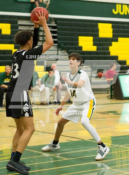 Thumbnail 2 in Mountain View vs Horizon (Horizon Holiday Hoops Tournament) photogallery.