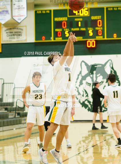 Thumbnail 2 in Mountain View vs Horizon (Horizon Holiday Hoops Tournament) photogallery.
