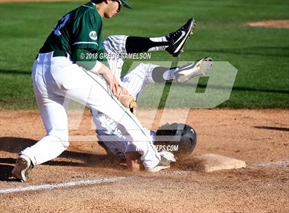 Thumbnail 1 in Stockdale vs Sacred Heart (Boras Classic CA North) photogallery.