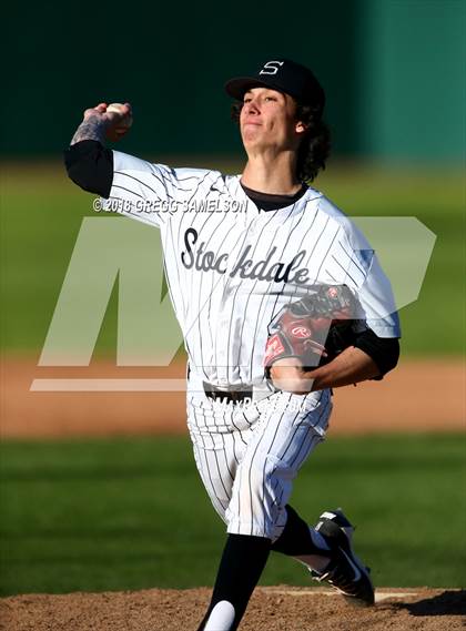 Thumbnail 2 in Stockdale vs Sacred Heart (Boras Classic CA North) photogallery.