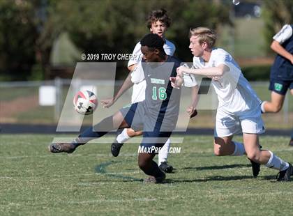 Thumbnail 2 in Charlotte Catholic @ Weddington photogallery.