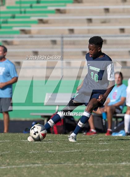 Thumbnail 2 in Charlotte Catholic @ Weddington photogallery.