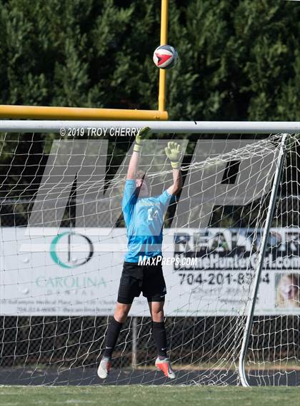 Thumbnail 1 in Charlotte Catholic @ Weddington photogallery.