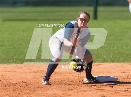 Thumbnail 3 in Providence Catholic vs Freer (Pearsall Tournament) photogallery.