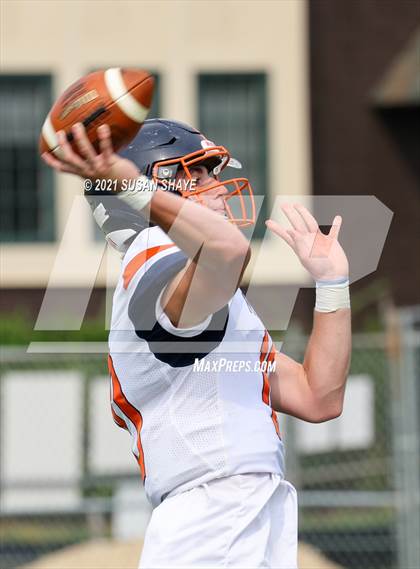 Thumbnail 1 in Milton Academy @ St. Mark's (scrimmage) photogallery.