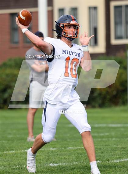 Thumbnail 3 in Milton Academy @ St. Mark's (scrimmage) photogallery.