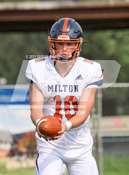 Thumbnail 2 in Milton Academy @ St. Mark's (scrimmage) photogallery.