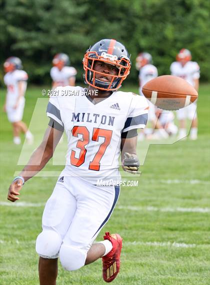 Thumbnail 1 in Milton Academy @ St. Mark's (scrimmage) photogallery.