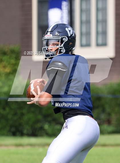Thumbnail 2 in Milton Academy @ St. Mark's (scrimmage) photogallery.