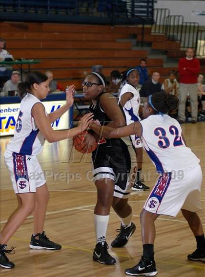 Thumbnail 2 in Franklin-Simpson vs Owensboro (Lady Stars Classic) photogallery.