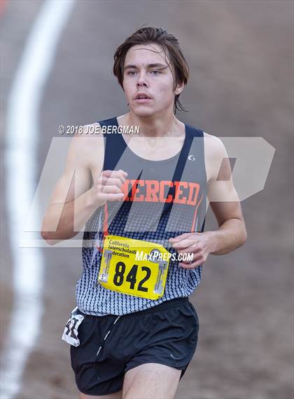 Thumbnail 1 in CIF State Cross Country Championships (Boys D3 Race) photogallery.