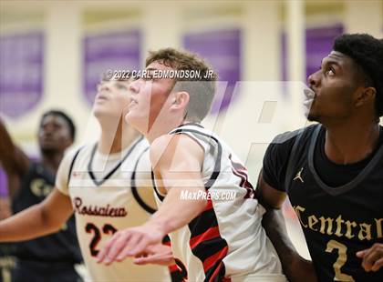 Thumbnail 2 in Central vs. Rossview photogallery.
