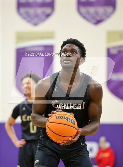 Thumbnail 2 in Central vs. Rossview photogallery.