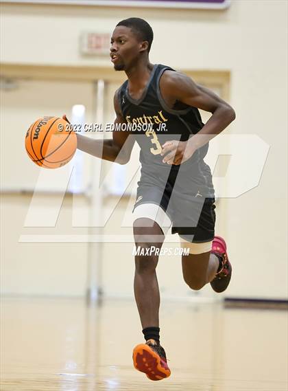 Thumbnail 1 in Central vs. Rossview photogallery.