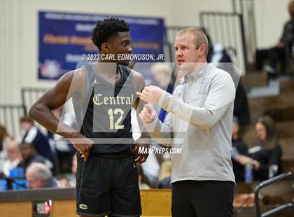 Thumbnail 1 in Central vs. Rossview photogallery.
