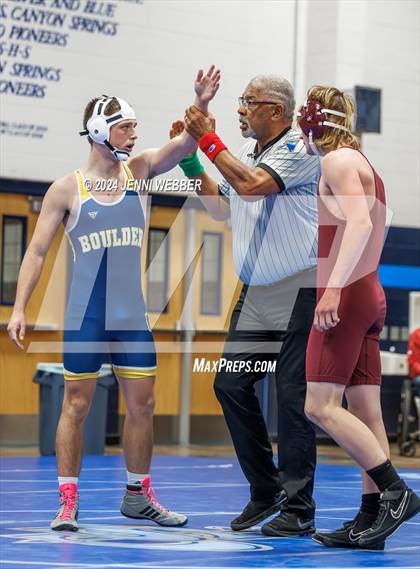 Thumbnail 2 in Pahrump Valley vs Boulder City photogallery.