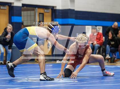 Thumbnail 2 in Pahrump Valley vs Boulder City photogallery.